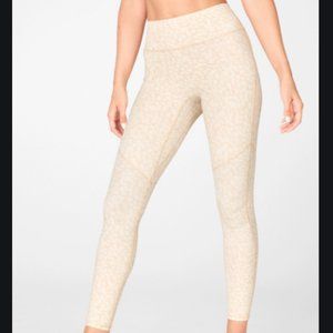 Fabletics Trinity High-Waisted Pocket Legging